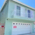 Venice Beach Bnb Rooms - Near Santa Monica